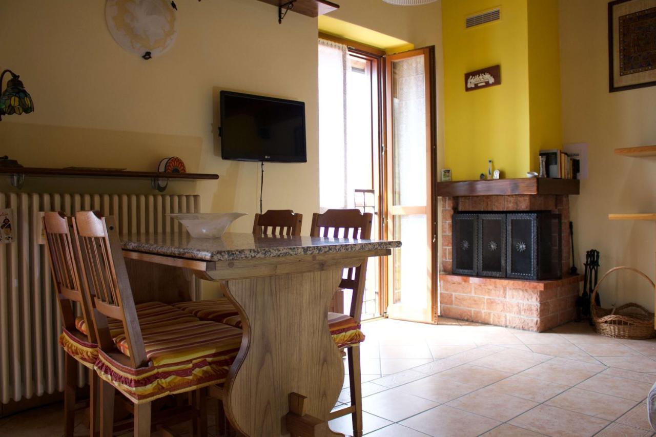 La Casa Sul Sasso In Town Serviced Accommodations Дервио Екстериор снимка