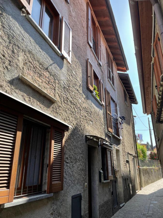 La Casa Sul Sasso In Town Serviced Accommodations Дервио Екстериор снимка